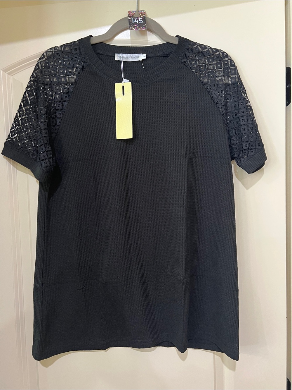 Black Short-Sleeve Knit Top with Lace Shoulders - Unknown Brand H145